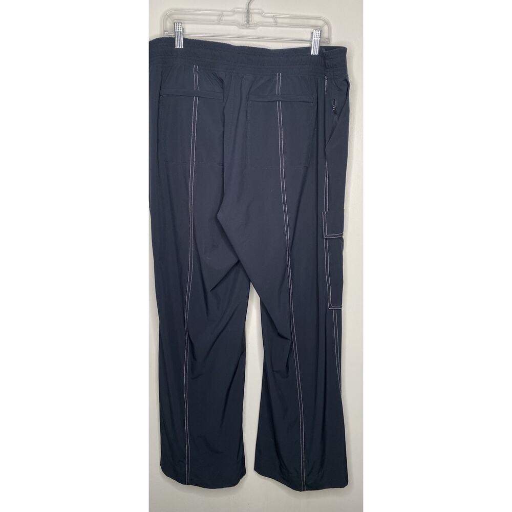 Athleta Chelsea Wide Leg Pants Navy Cargo Pockets Comfort Trending Size 14 - Picture 6 of 10